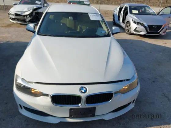 2013 BMW 3 Series 320i