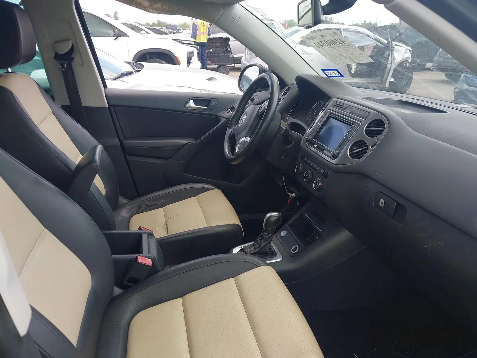 2016 Volkswagen Tiguan R-Line