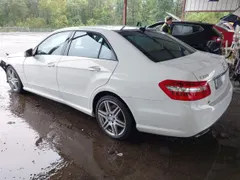 2010 Mercedes-Benz E 550 Luxury