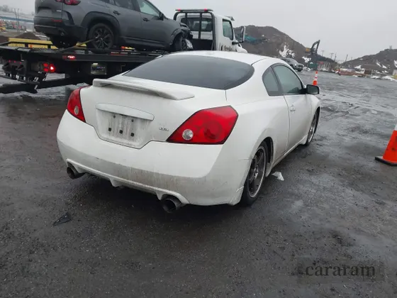 2010 Nissan Altima SR