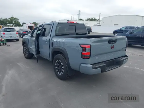 2024 Nissan Frontier SV