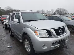 2011 Nissan Pathfinder Silver