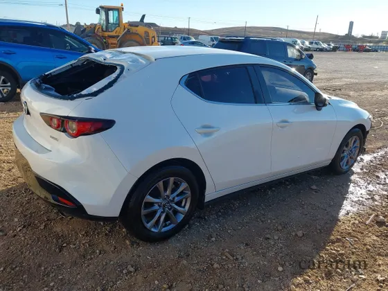 2022 Mazda 3 S