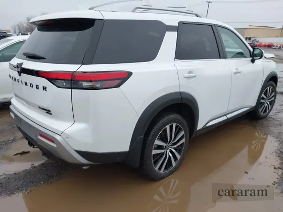 2025 Nissan Pathfinder Platinum