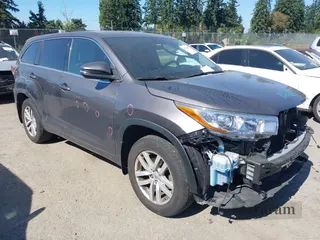 2015 Toyota Highlander LE