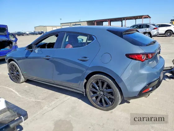 2022 Mazda 3 Carbon Edition