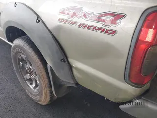 2001 Nissan Frontier SE