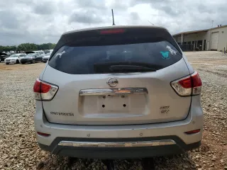 2013 Nissan Pathfinder SV