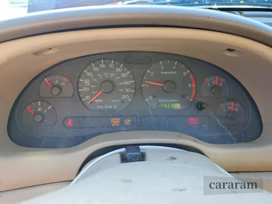 2004 Ford Mustang Deluxe