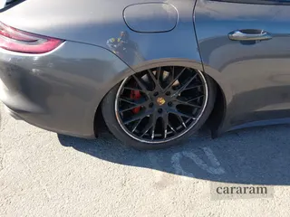 2017 Porsche Panamera