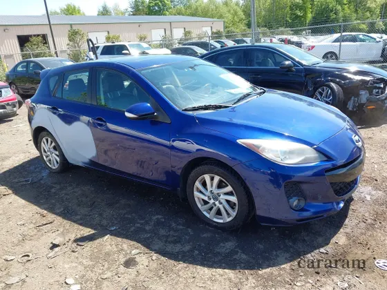 2013 Mazda 3 i Grand Touring