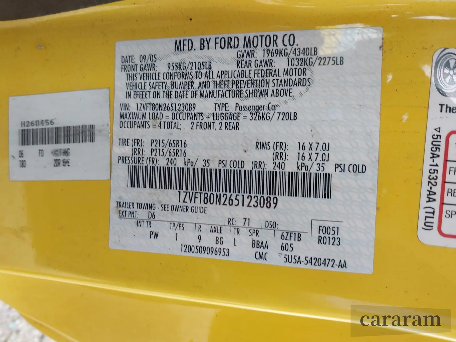 2006 Ford Mustang Standard