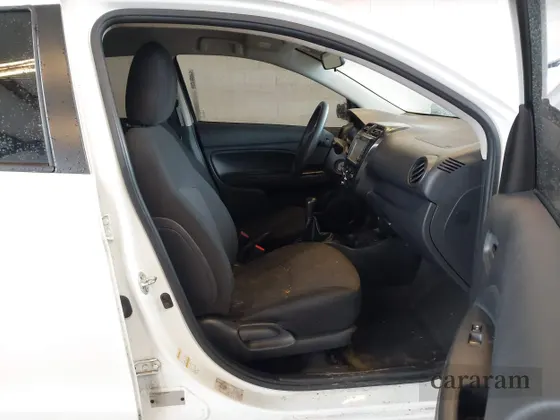 2018 Mitsubishi Mirage ES