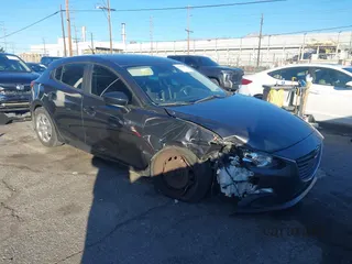 2016 Mazda 3 i Sport