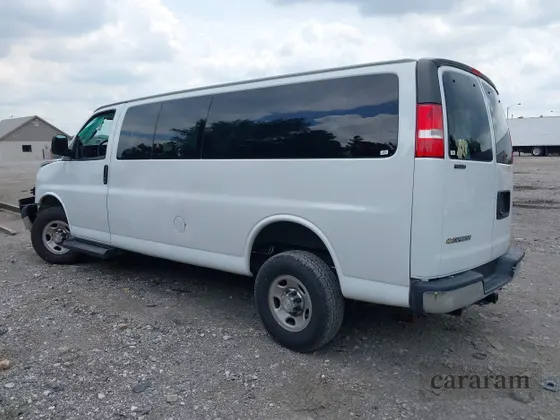 2020 Chevrolet Express Passenger LT