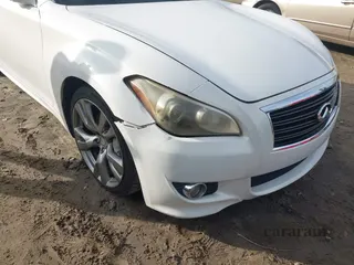 2011 Infiniti M