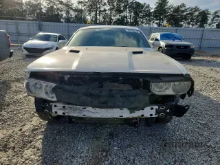 2010 Dodge Challenger SE