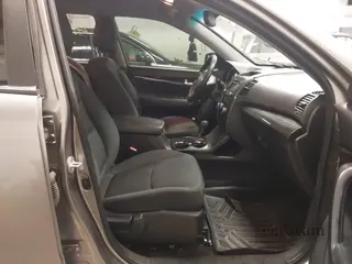 2011 Kia Sorento LX