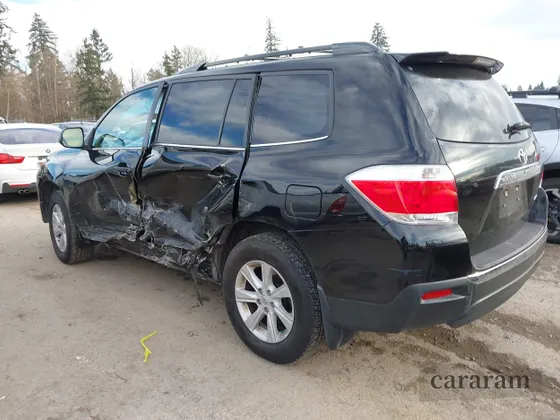 2013 Toyota Highlander SE