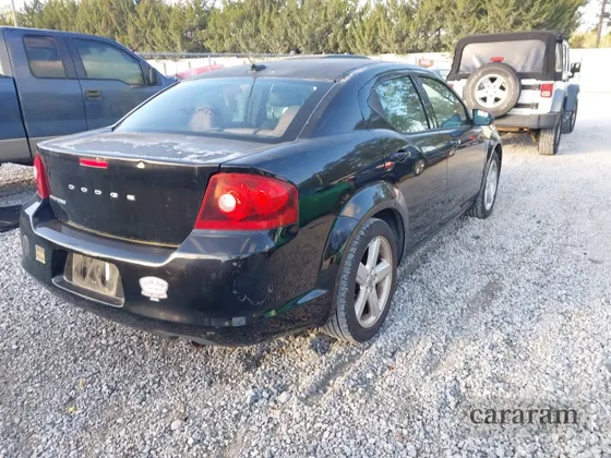 2013 Dodge Avenger SE