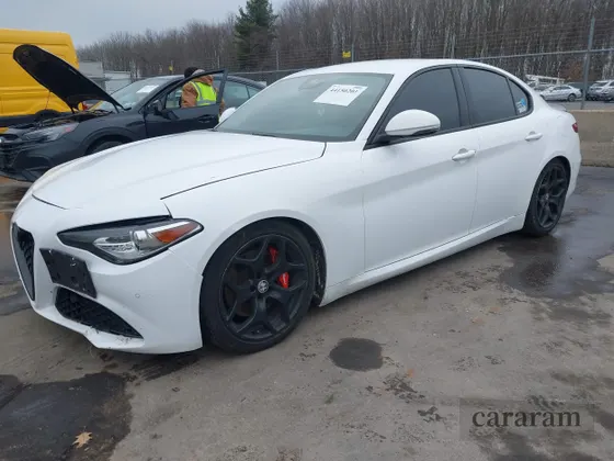 2020 Alfa Romeo Giulia Ti Lusso