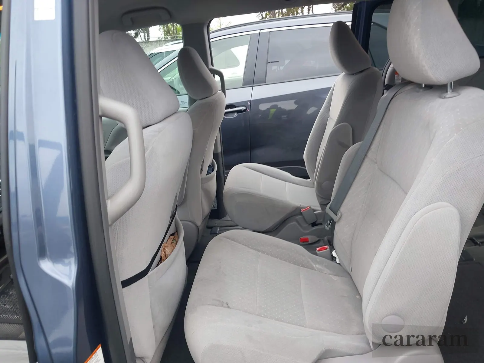 2015 Toyota Sienna LE AAS