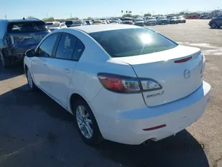 2013 Mazda 3 i Touring