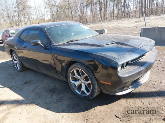 2015 Dodge Challenger SXT Plus