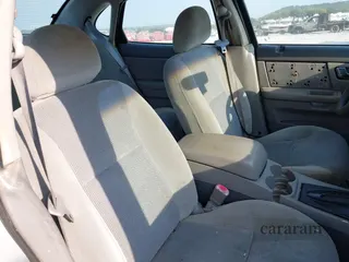 2002 Ford Taurus SE Standard