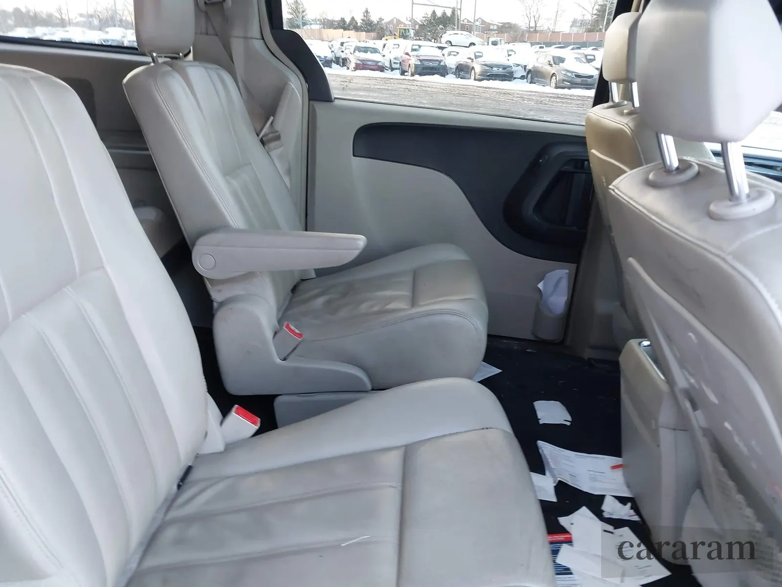 2013 Chrysler Town & Country Touring