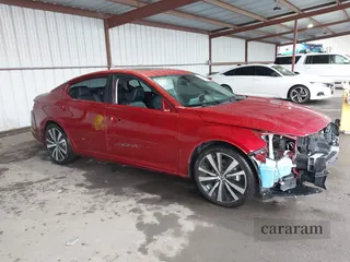 2020 Nissan Altima SR