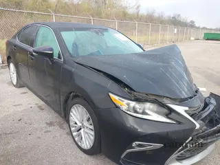 2016 Lexus ES 330