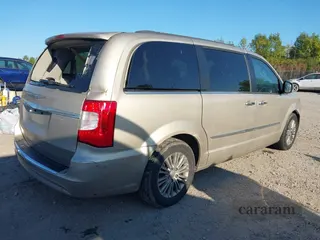 2016 Chrysler Town & Country Touring L Anniversary Edition