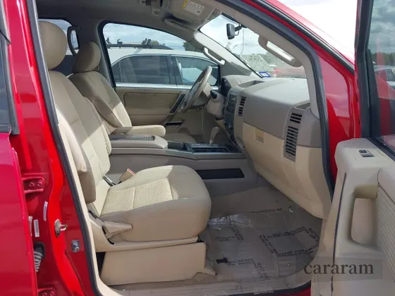2012 Nissan Titan SV