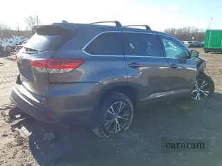 2017 Toyota Highlander LE Plus