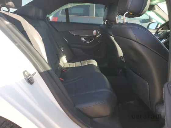 2019 Mercedes-Benz C 300