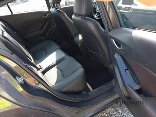 2018 Mazda 3 Grand Touring