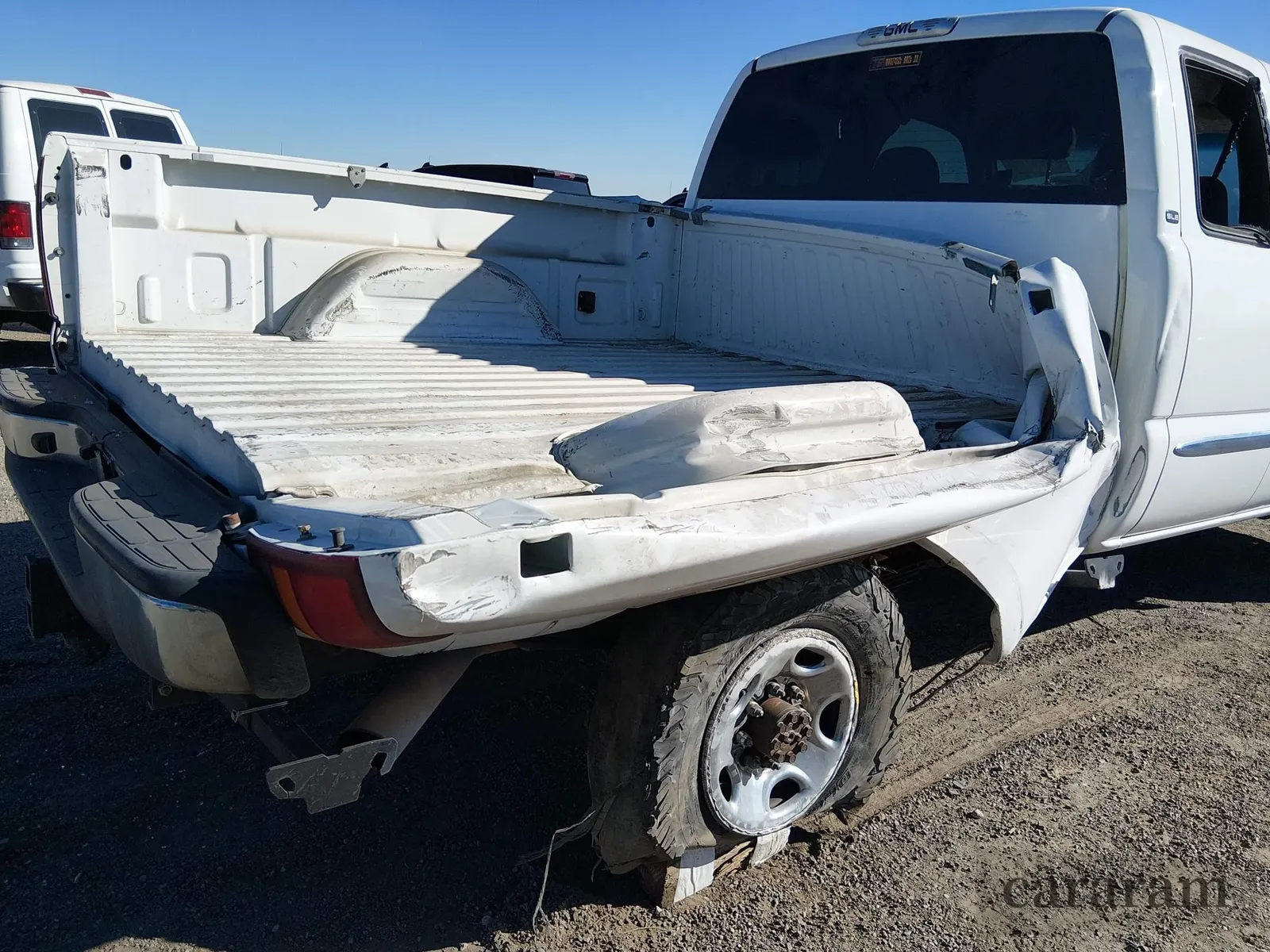 2003 GMC Sierra 2500HD SLE
