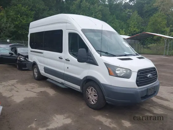 2015 Ford Transit Passenger XL