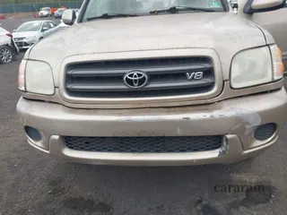 2003 Toyota Sequoia SR5