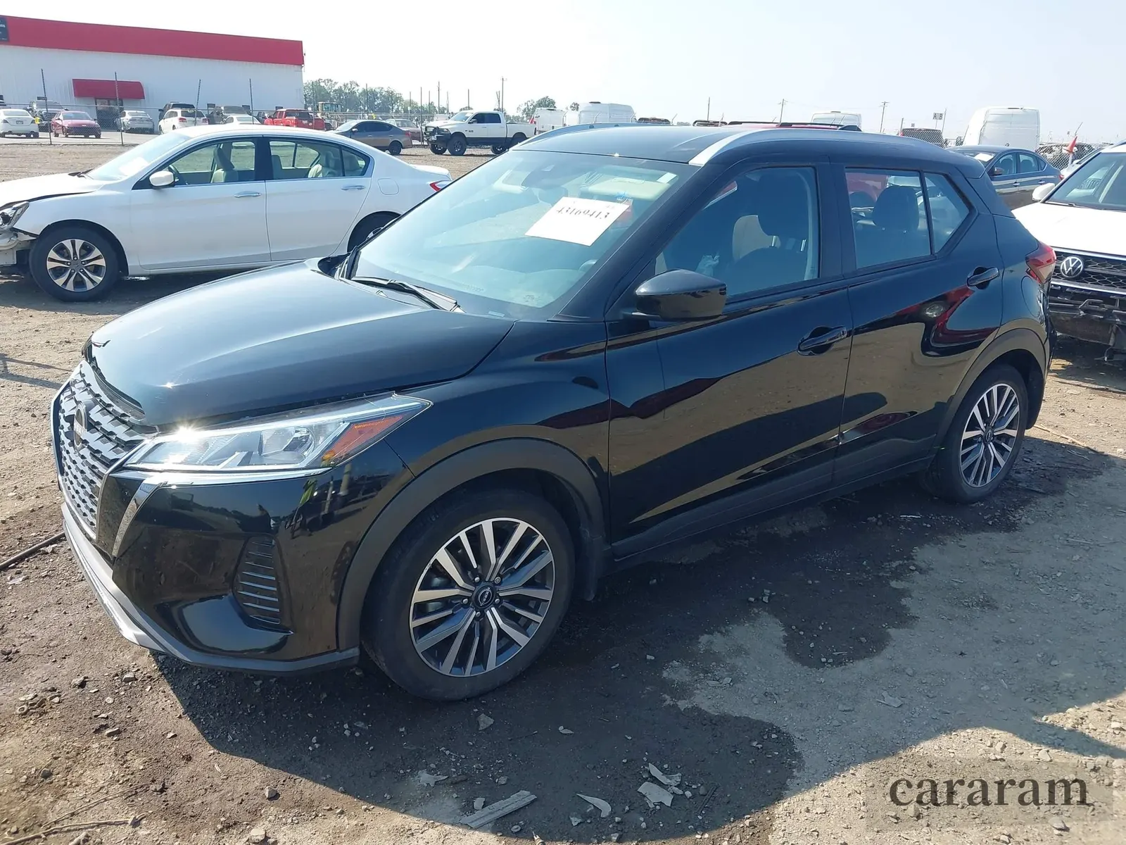 2023 Nissan Kicks SV