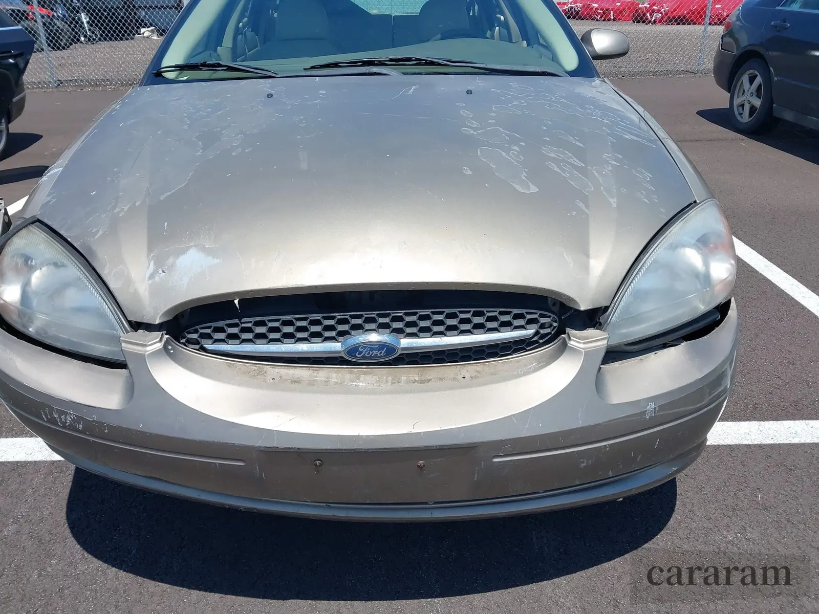 2001 Ford Taurus SE Standard
