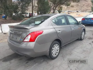 2014 Nissan Versa SV