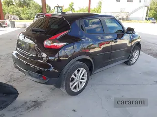 2015 Nissan Juke SV