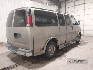 2002 Chevrolet Express