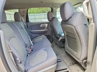 2011 Chevrolet Traverse LS