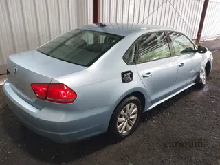2012 Volkswagen Passat S