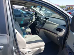 2011 Toyota Sienna Limited