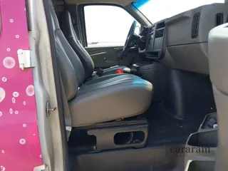 2005 Chevrolet Express Cargo Y3G Mobility