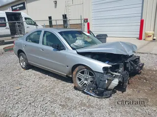 2005 Volvo S60